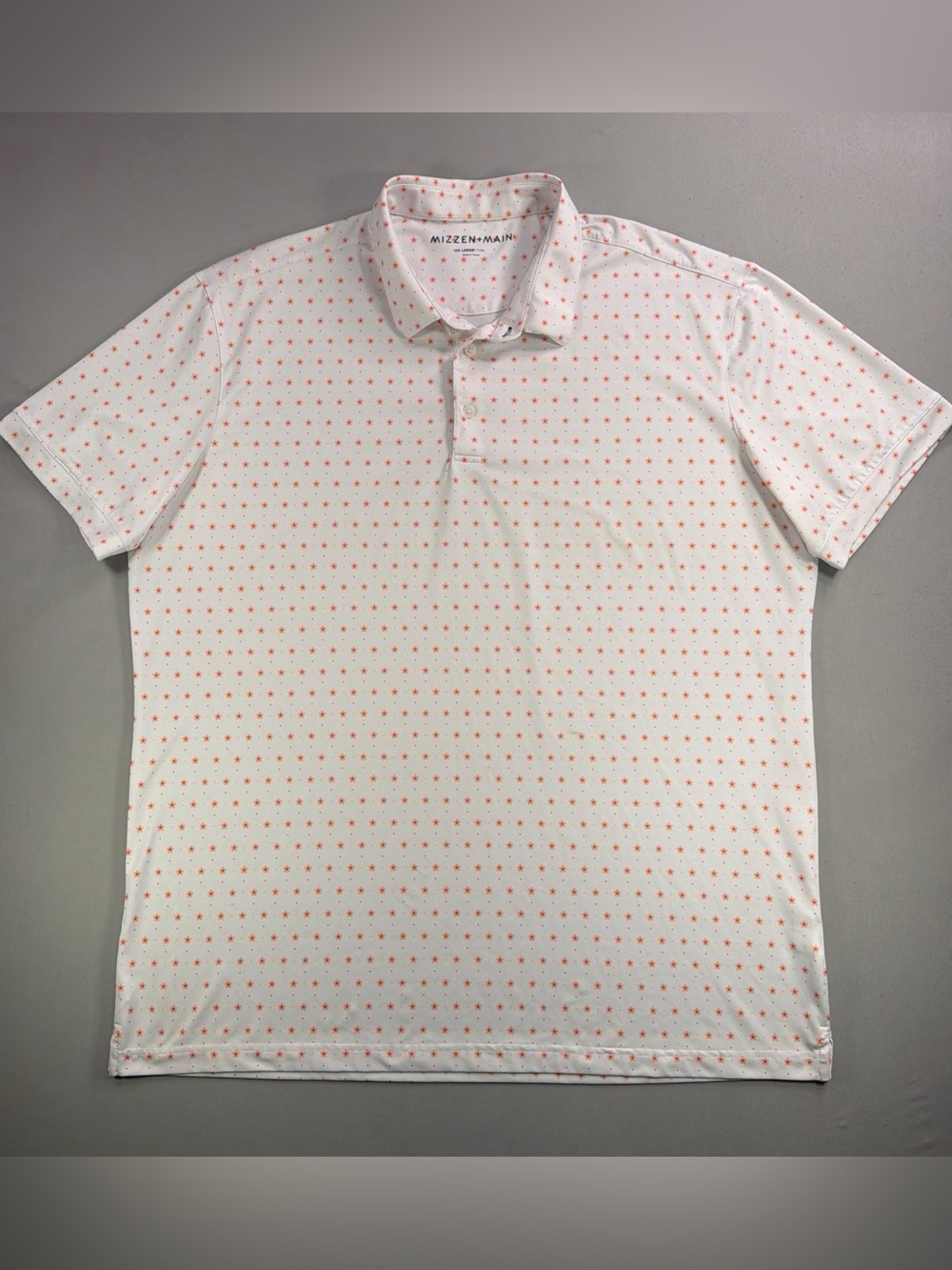 Mizzen+Main White Polo with Coral Star Print